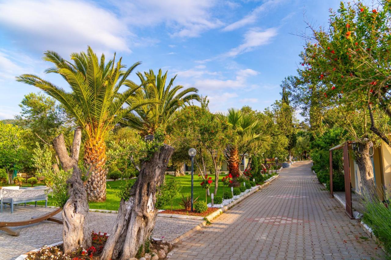 Kayalar Blue Beach Hotel Sazlı Extérieur photo